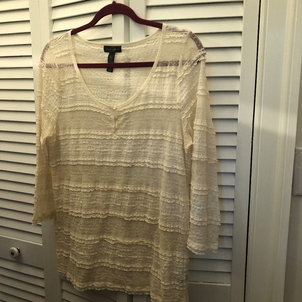 Lauren jeans co, women light tan long sleeve lace - Picture 1 of 8